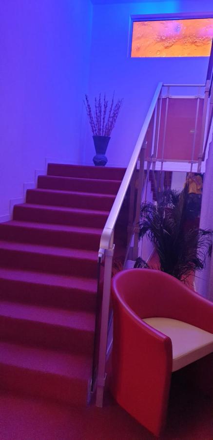 Logis Hotel & Restaurant Le Fleurance Екстер'єр фото