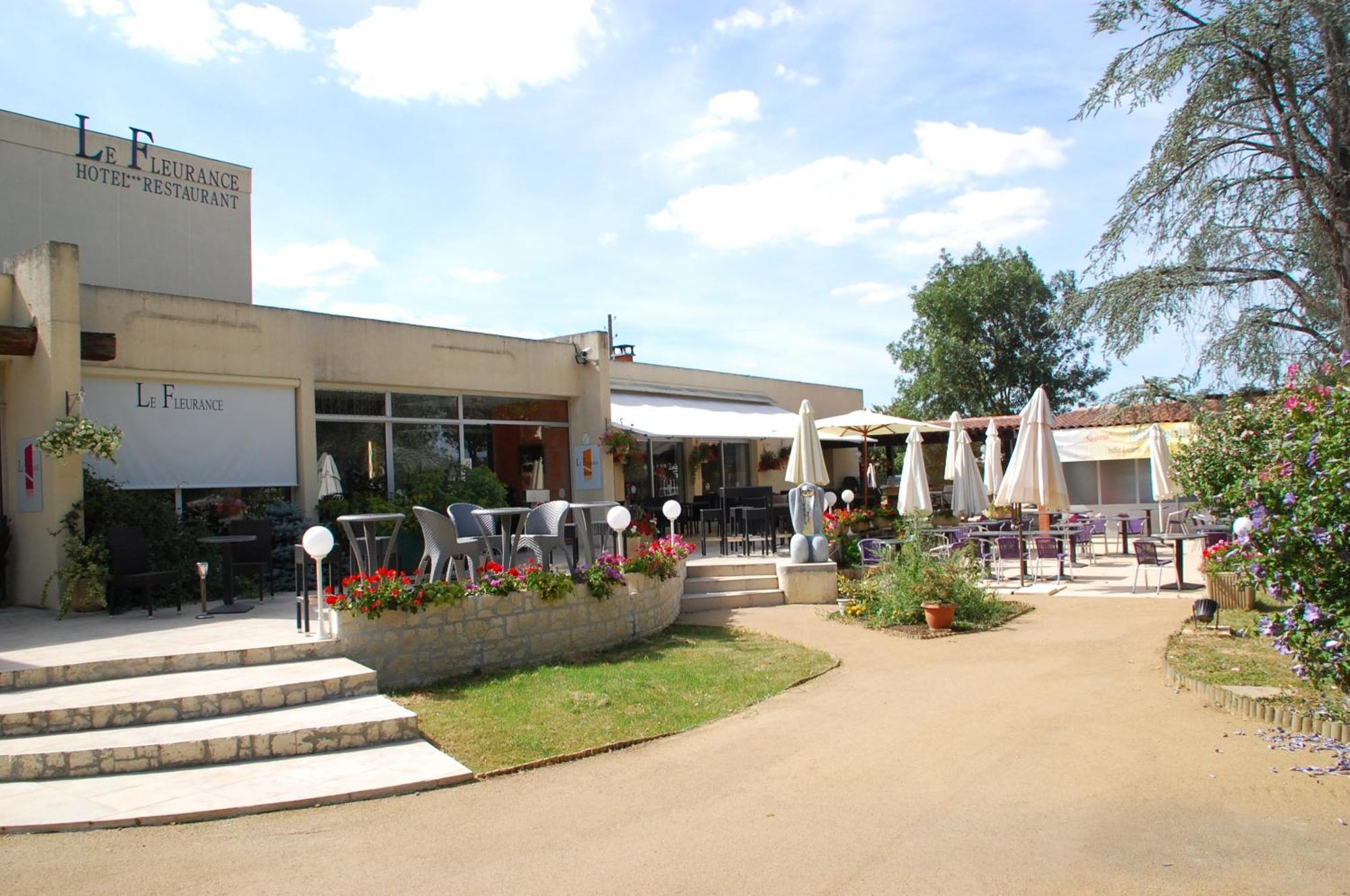Logis Hotel & Restaurant Le Fleurance Екстер'єр фото