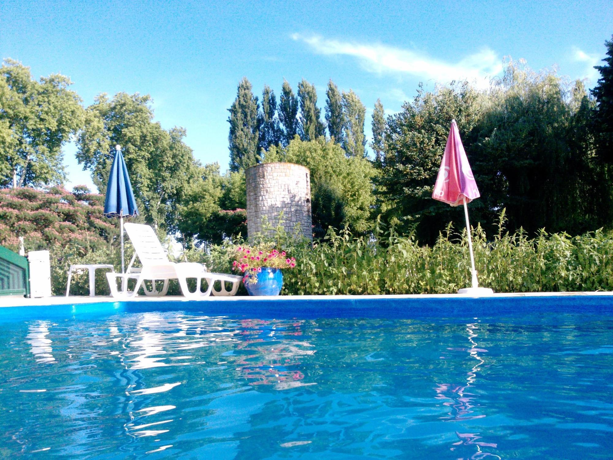 Logis Hotel & Restaurant Le Fleurance Екстер'єр фото
