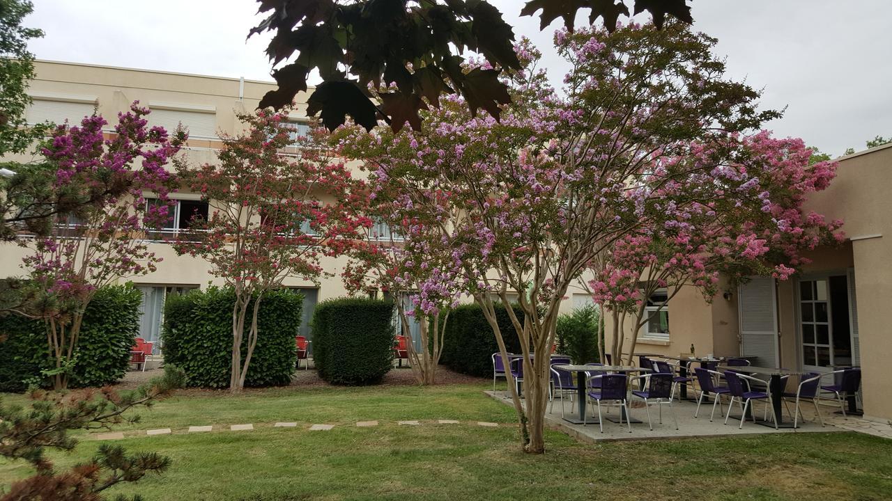 Logis Hotel & Restaurant Le Fleurance Екстер'єр фото
